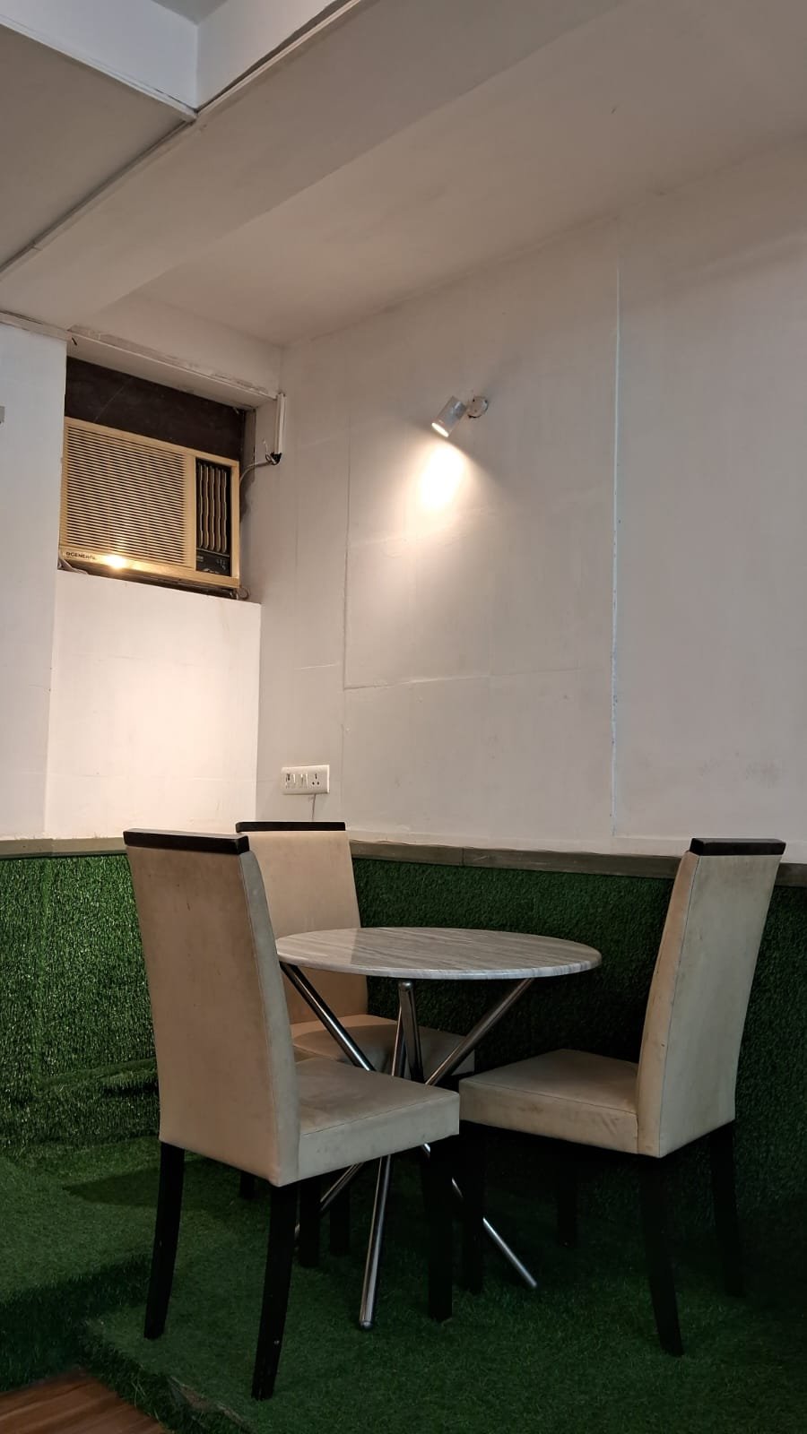 Service Apartment in Vasant Kunj Service Apartment in Vasant Kunj